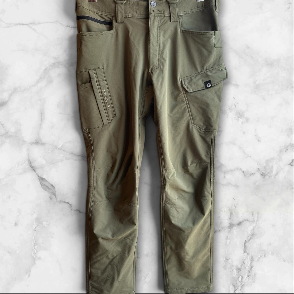 Truewerk T2 Werkpants Mens 34/33 Olive Green  Water Resistant Pants Softshell